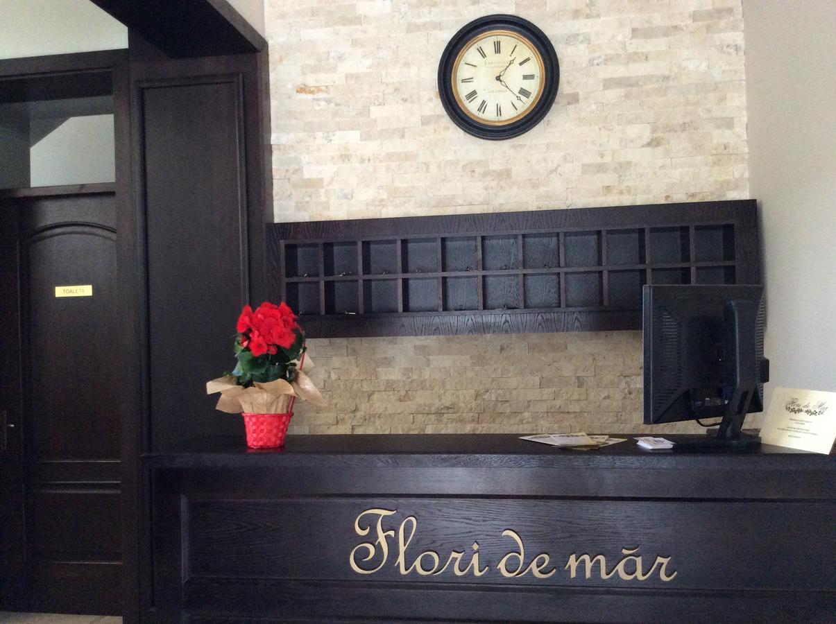 Flori De Mar Hotel เปอยานา เมอรูลุย ภายนอก รูปภาพ