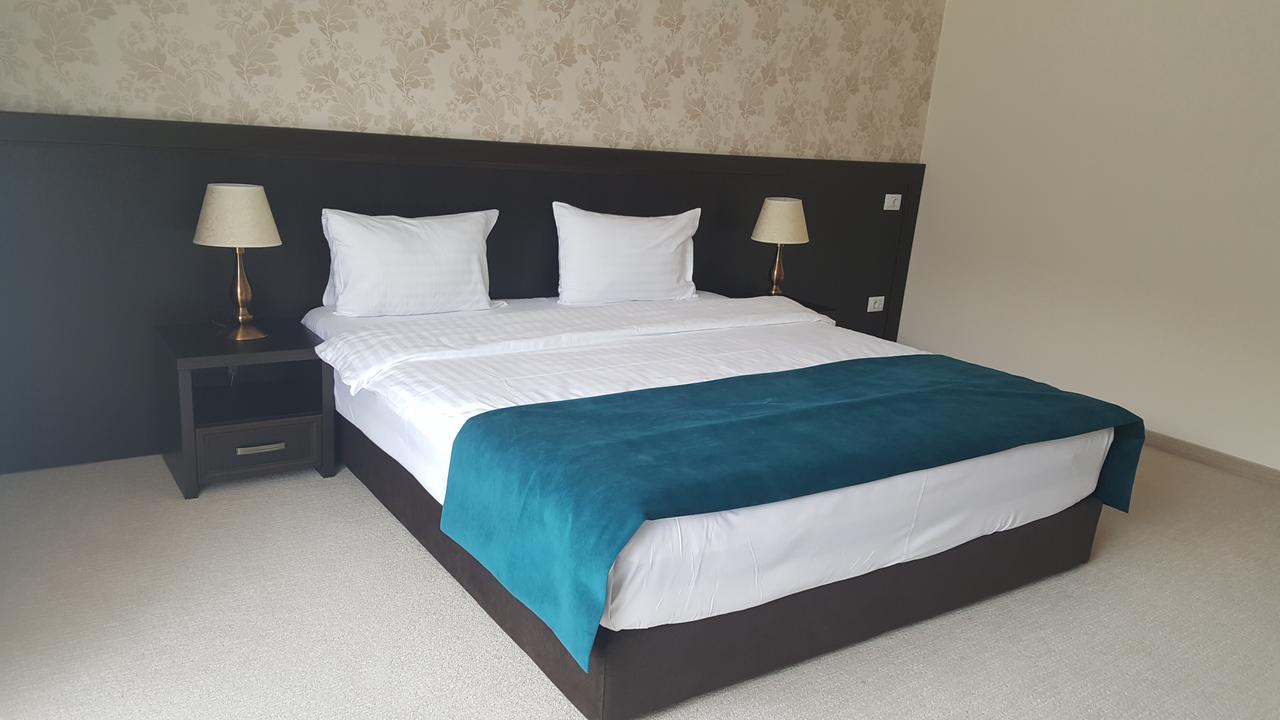 Flori De Mar Hotel เปอยานา เมอรูลุย ภายนอก รูปภาพ